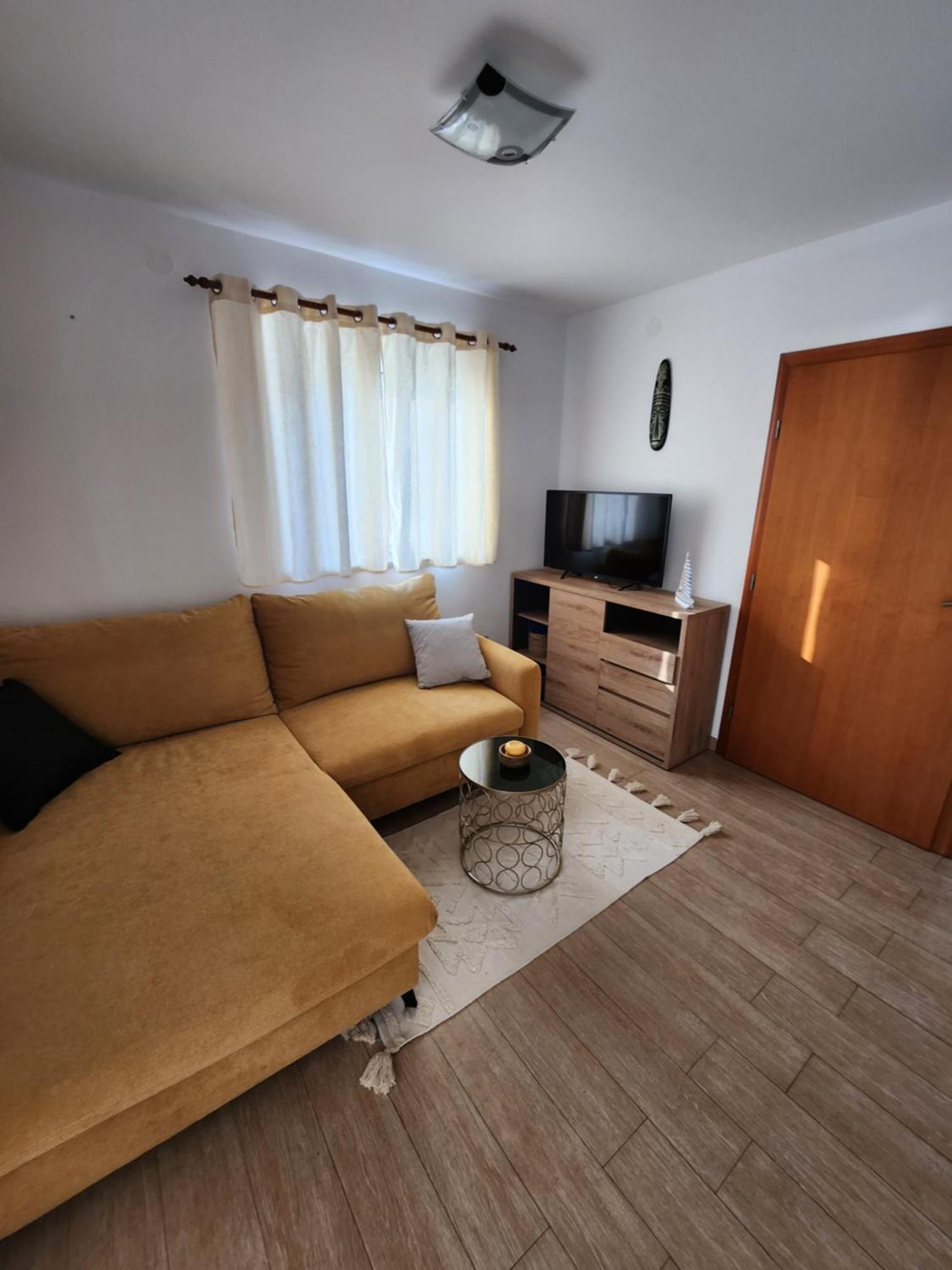 Lucija Apartment Karlobag Exterior photo