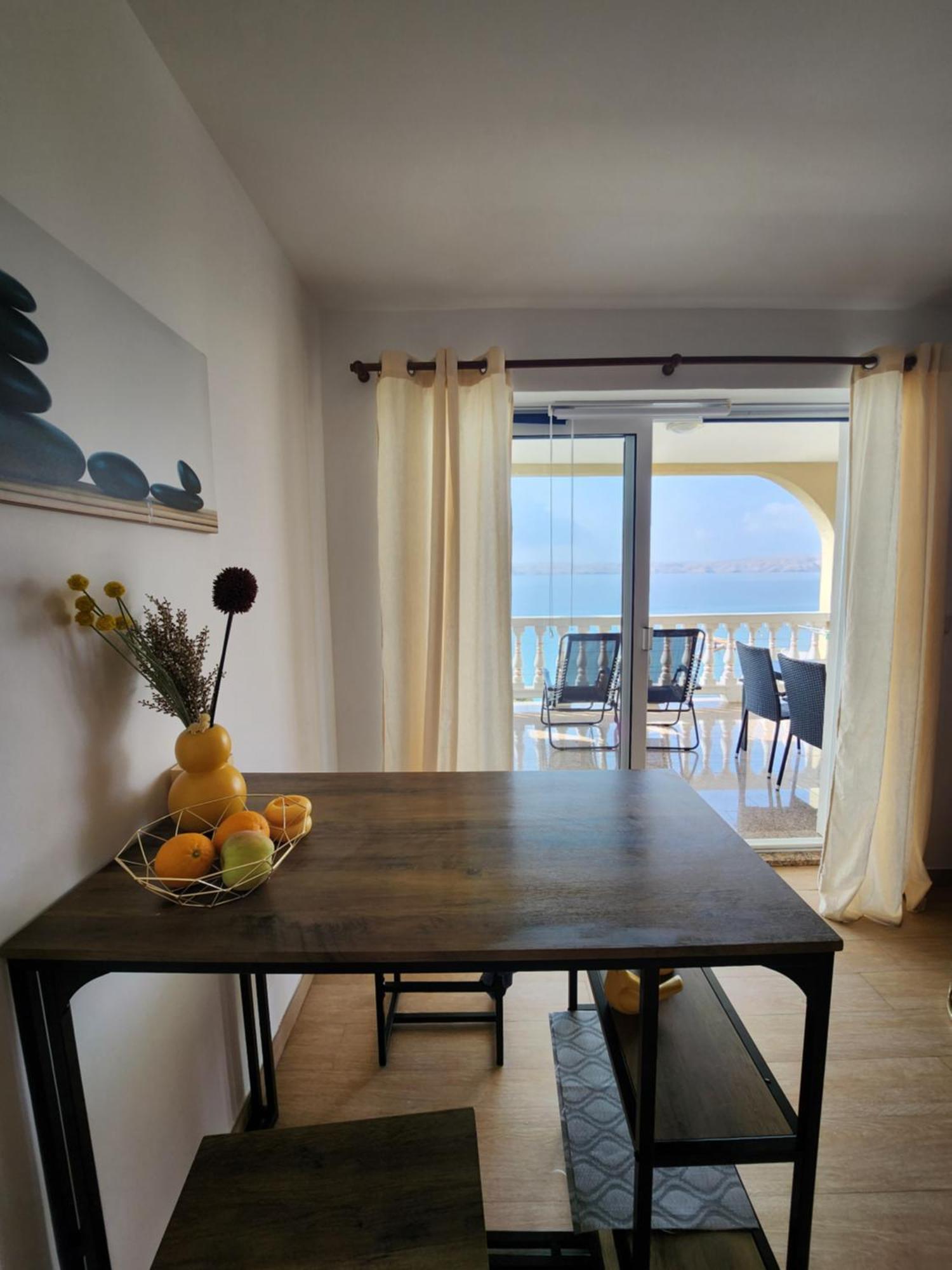 Lucija Apartment Karlobag Room photo